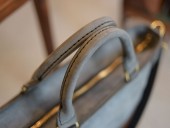 ファスナータイプの2wayトート 取っ手