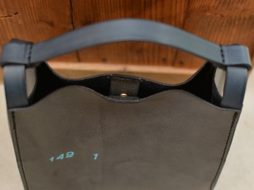 サンプルトート メイン収納部