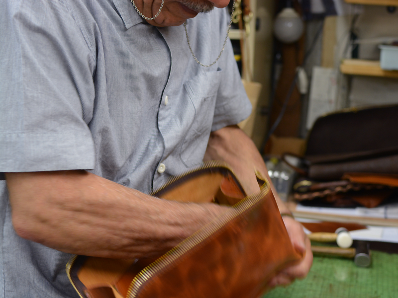 創業者:近藤 ショルダーバッグ作り