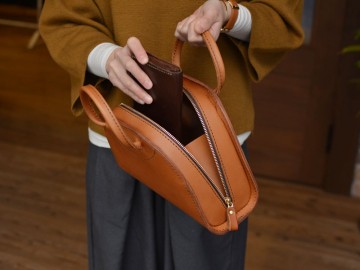 ダコタレザーのハンドバッグ