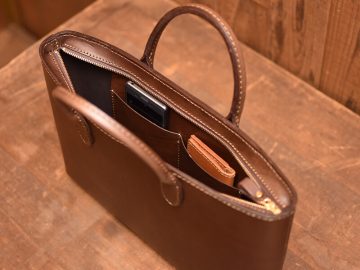 ポストブリーフケース 内ポケット入れた