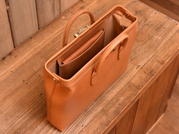ふっくら2本手ダレス 内ポケット後
