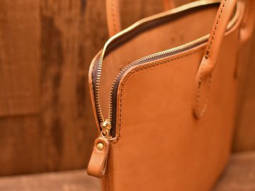 スマートブリーフケース ファスナー開けた横