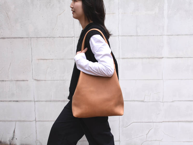 S女性